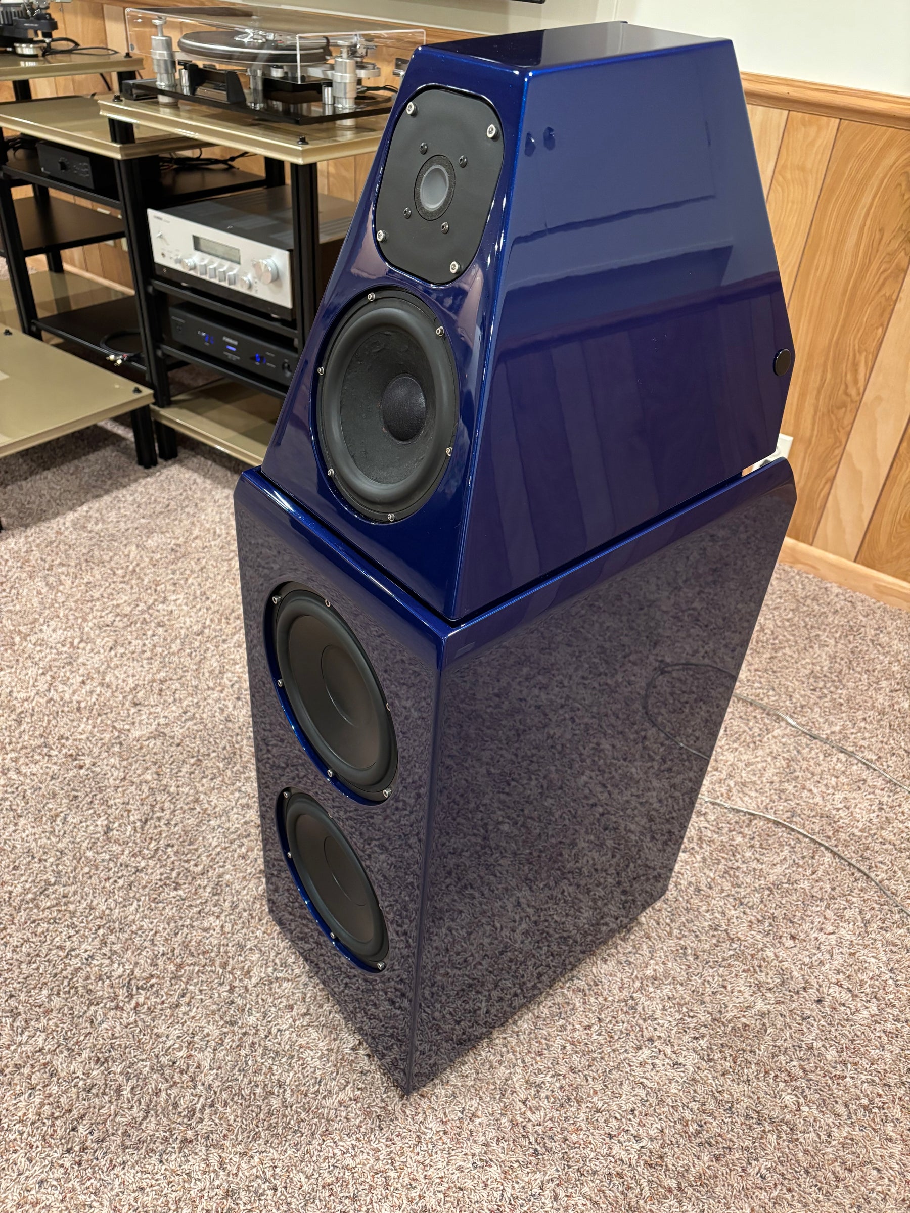 Beautiful Wilson Watt Puppy 7 Speakers. Fresh Restoration!