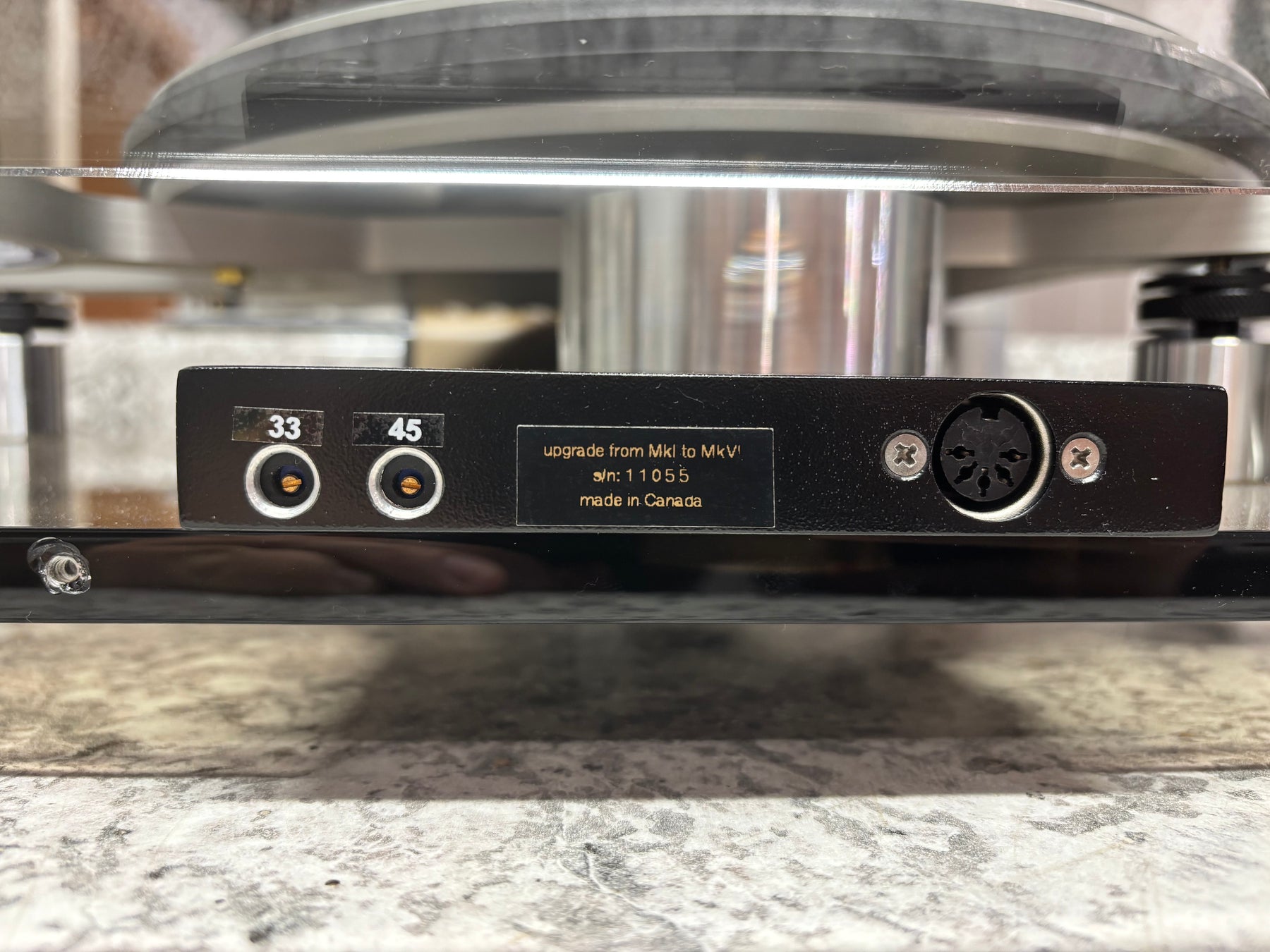 Oracle Delphi Series IV Turntable with MVSS and extra Tune-up parts!