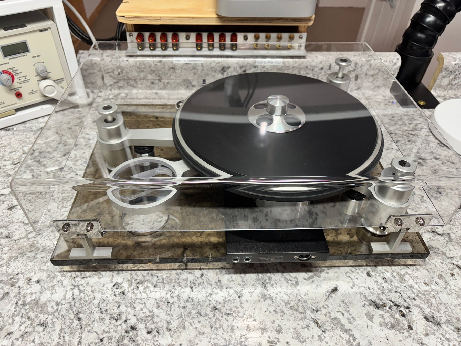 Oracle Delphi Series IV Turntable with MVSS and extra Tune-up parts!