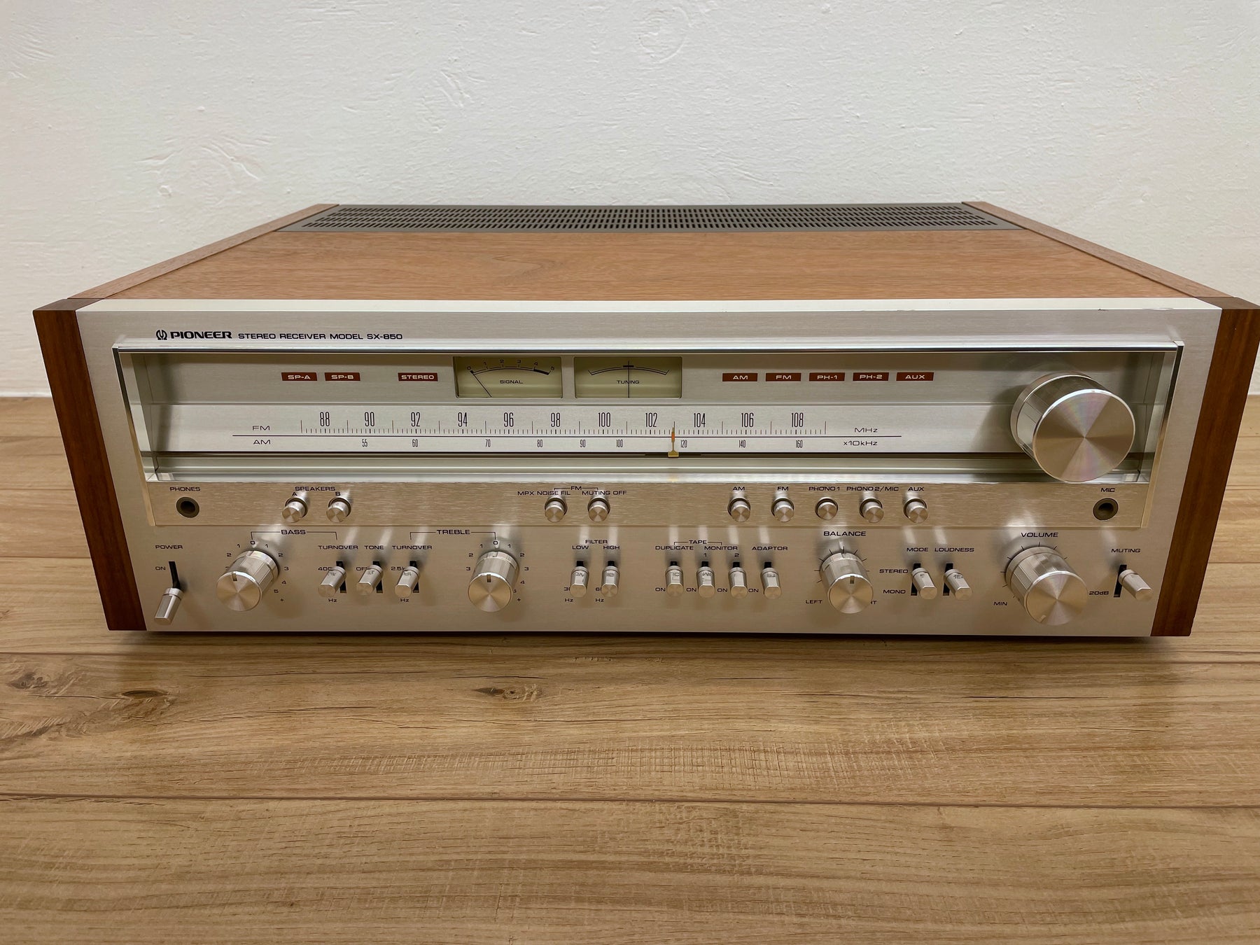 Excellent Pioneer SX-850 Receiver