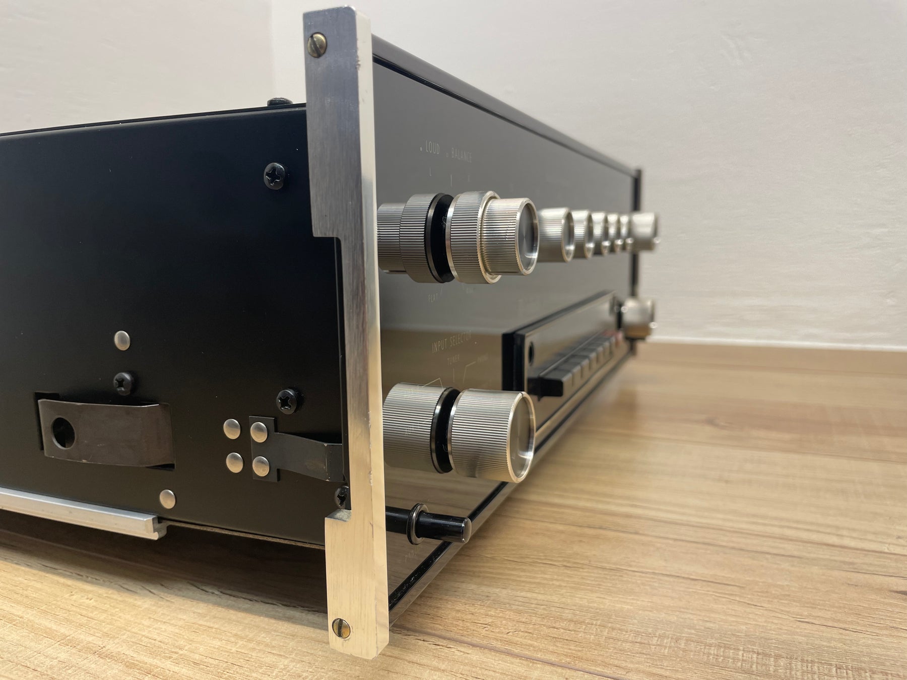 McIntosh MA6200 Integrated Amplifier and Matching MR78 Tuner.