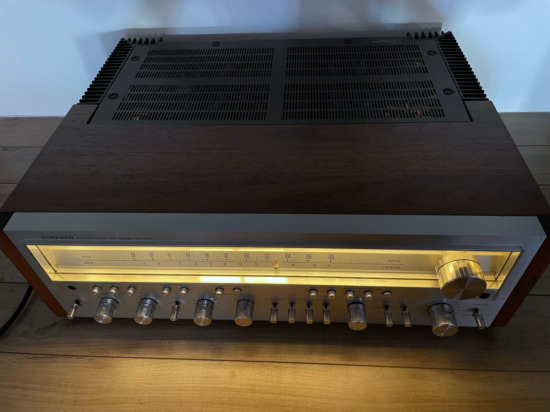 Restored Pioneer SX1250 Receiver