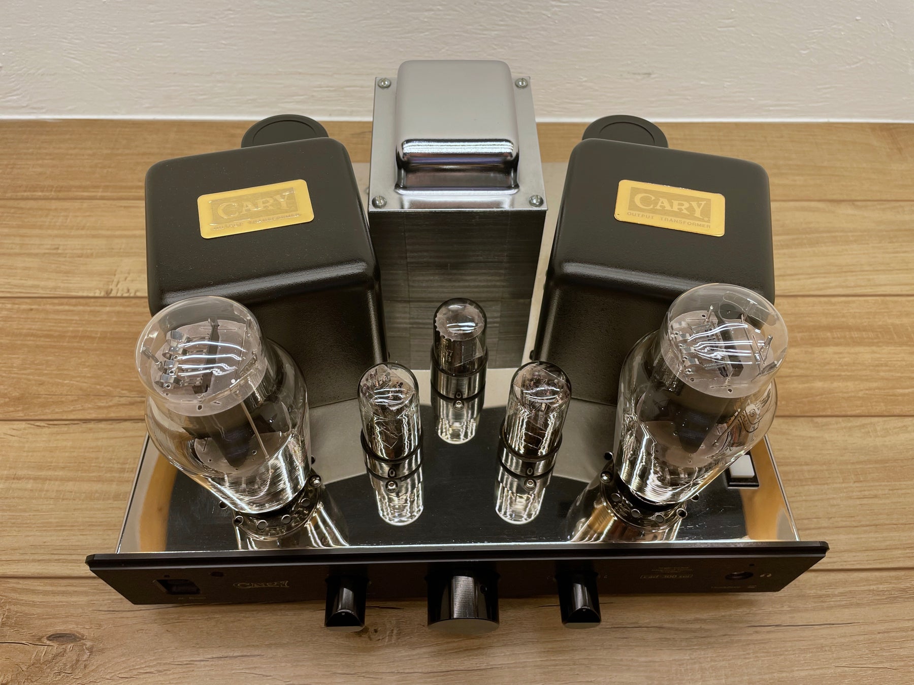 Cary Audio 300-SEI-LX20 Integrated Tube Amp Mint, with Factory Box and Packaging