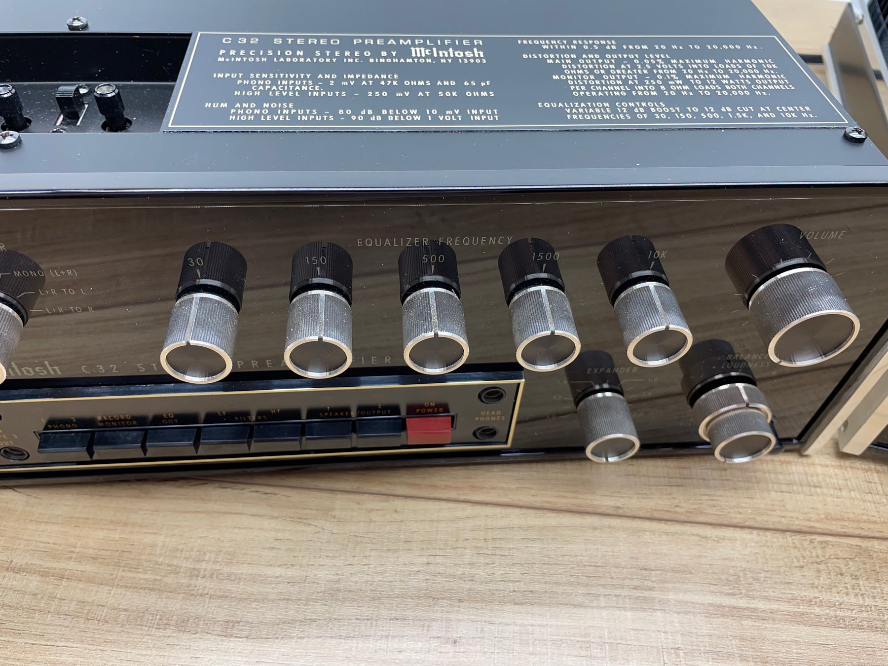 Restored McIntosh Mc2205 Amplifier and C32 Preamplifier Combo