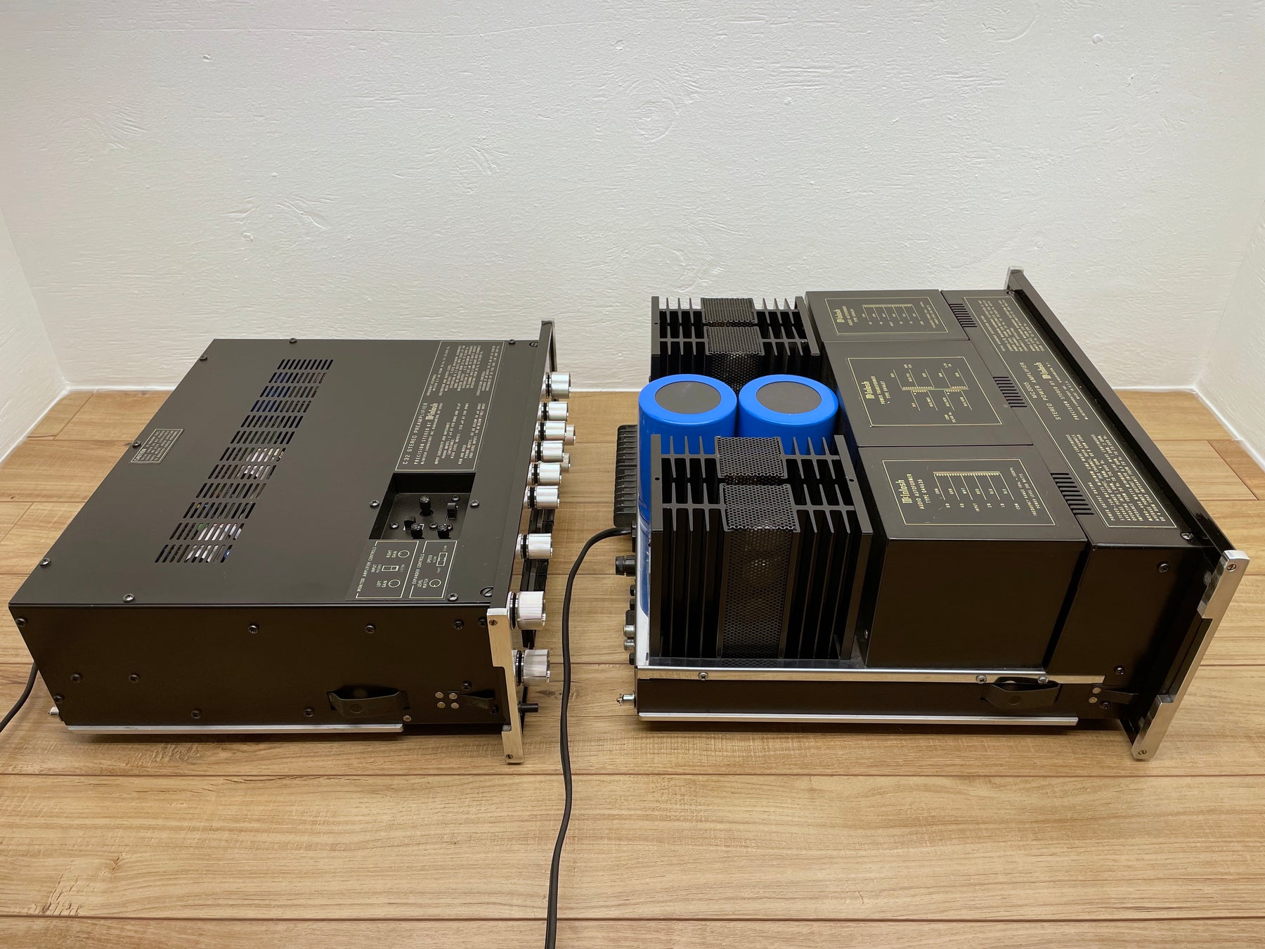 Restored McIntosh Mc2205 Amplifier and C32 Preamplifier Combo