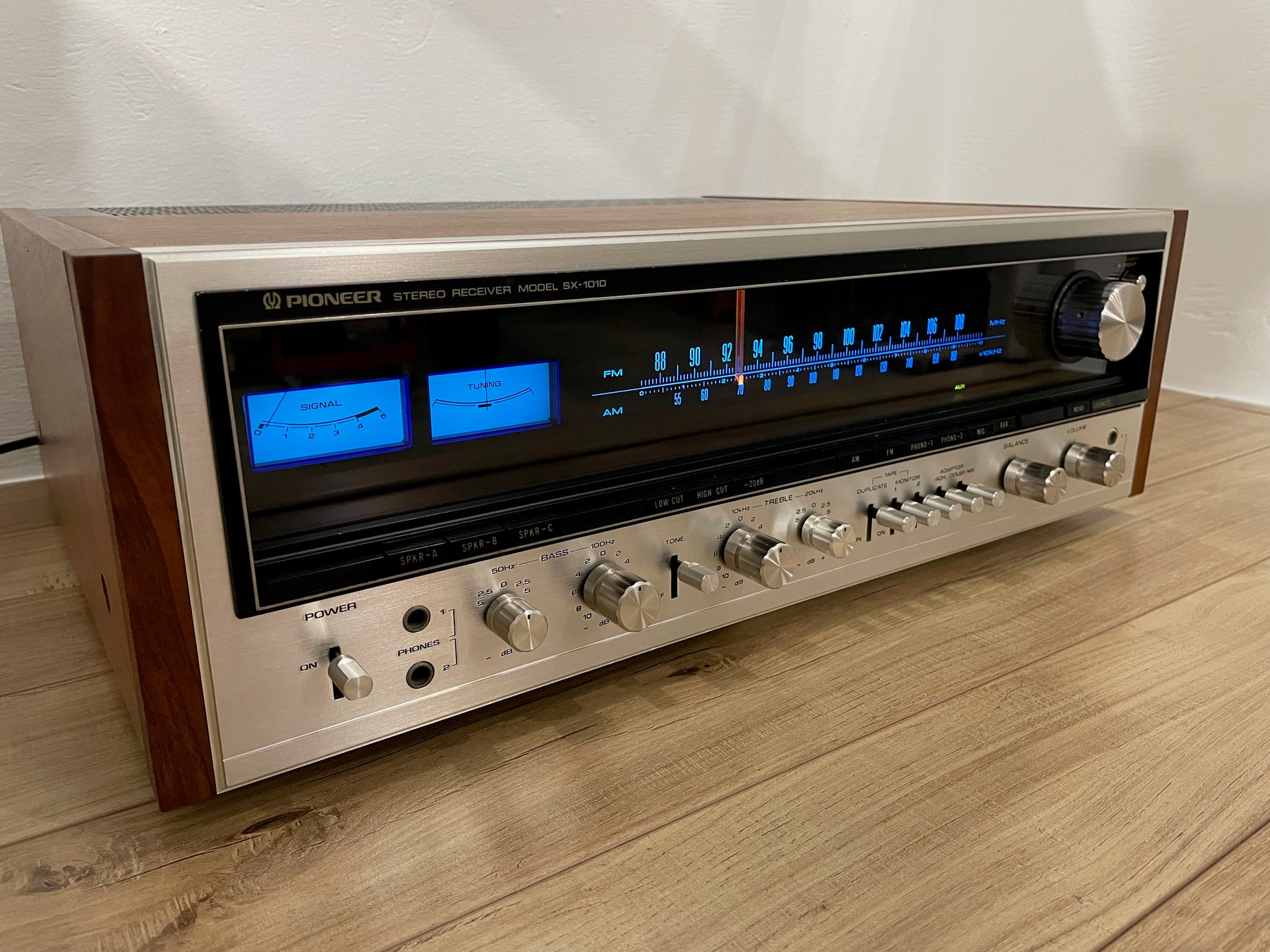 Restored Pioneer SX1010 Receiver. Recapped and Serviced