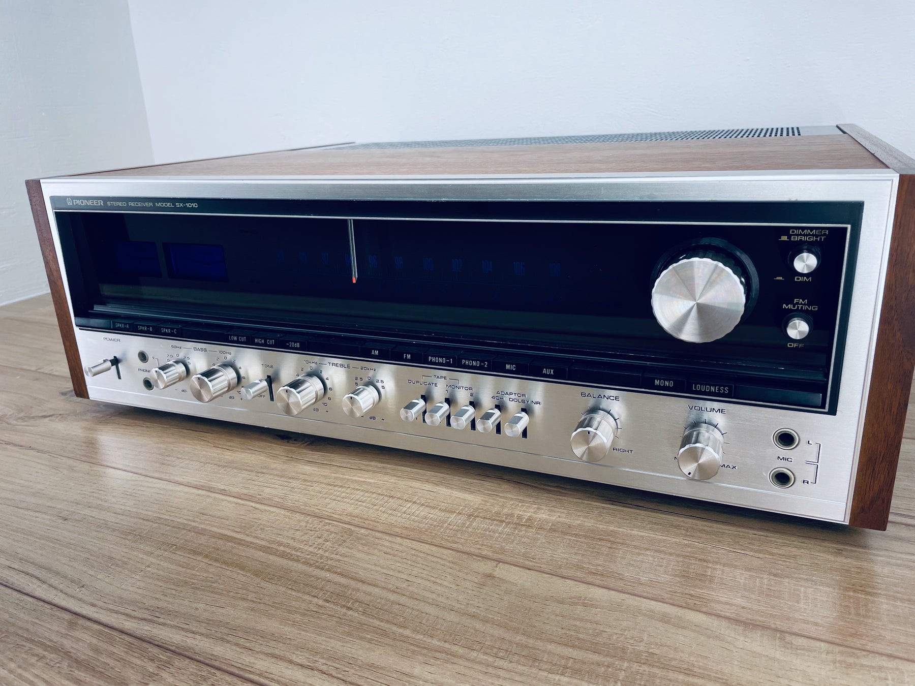 Restored Pioneer SX1010 Receiver. Recapped and Serviced