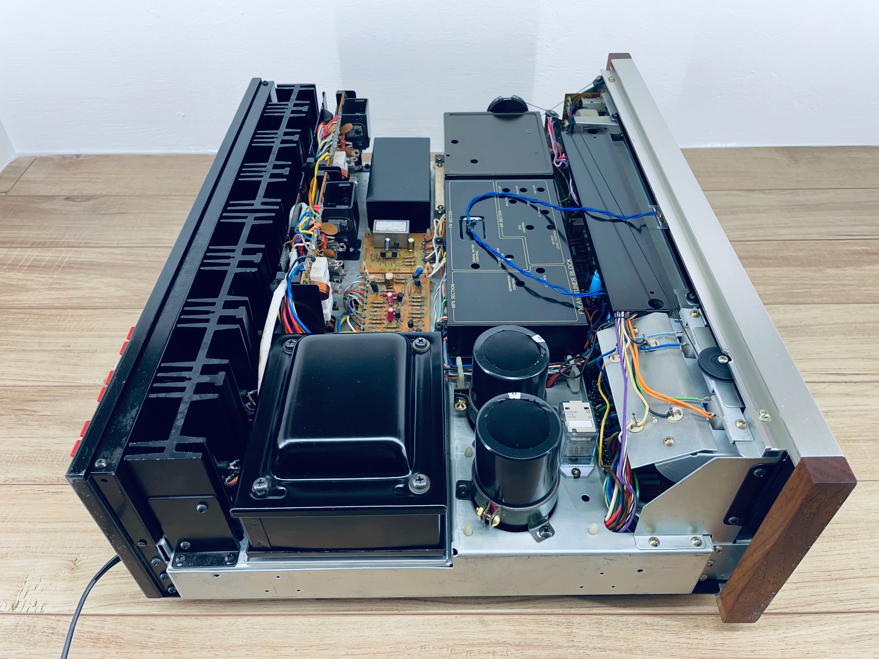 Restored Pioneer SX1010 Receiver. Recapped and Serviced