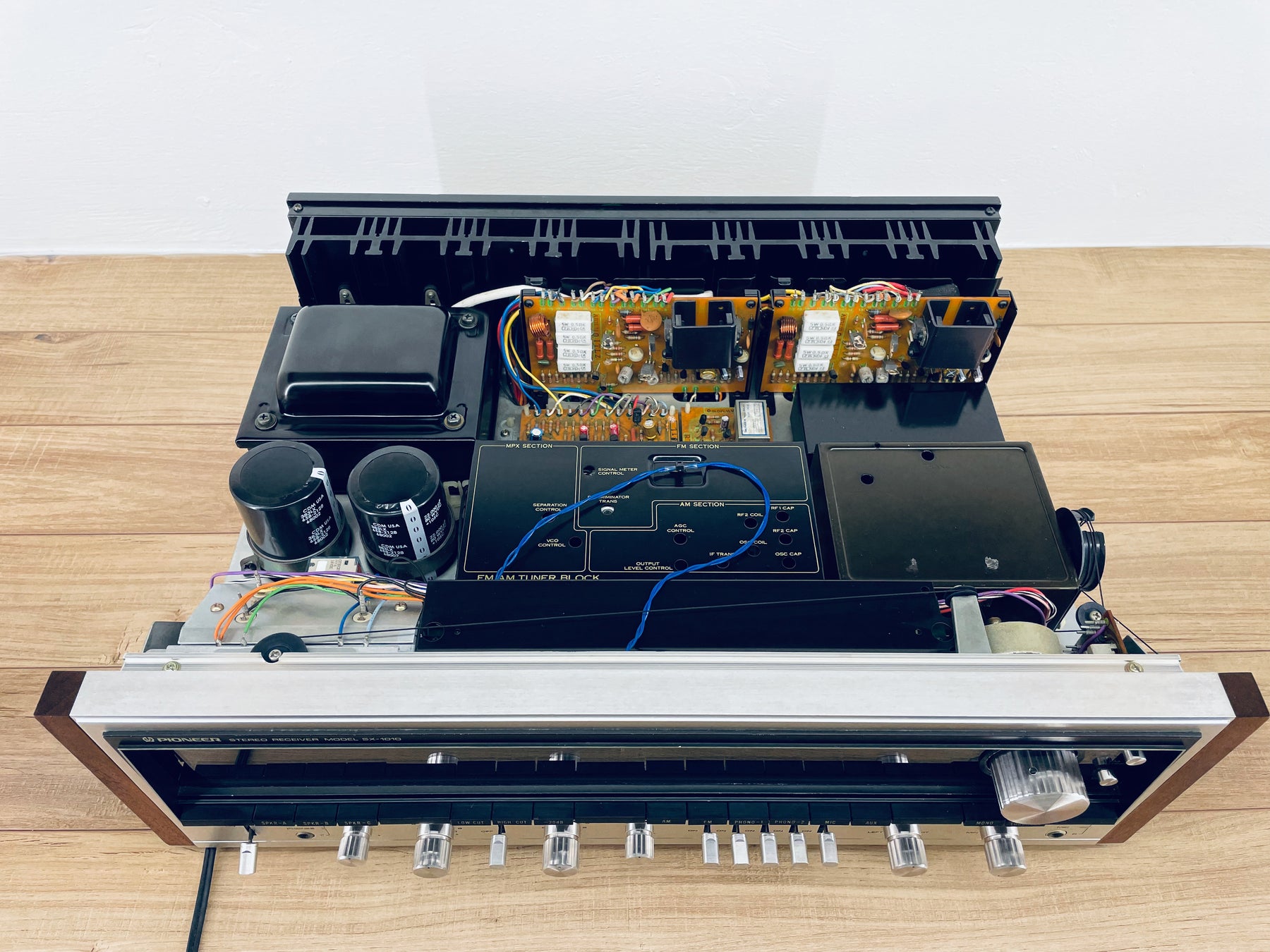 Restored Pioneer SX1010 Receiver. Recapped and Serviced