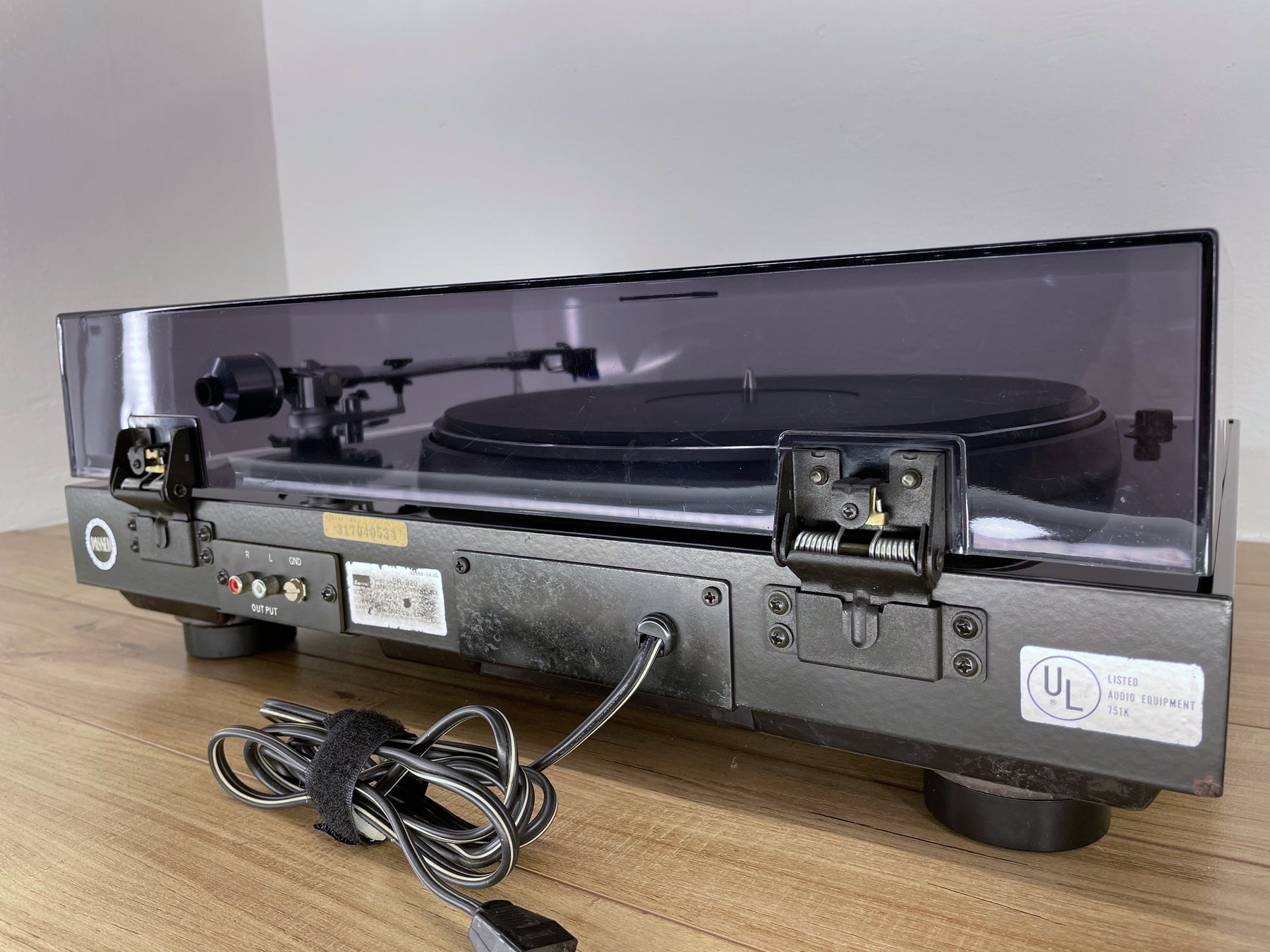Sansui SR-929 Turntable. Restored and Recapped with New Cardas Wire & Ortofon Cart.