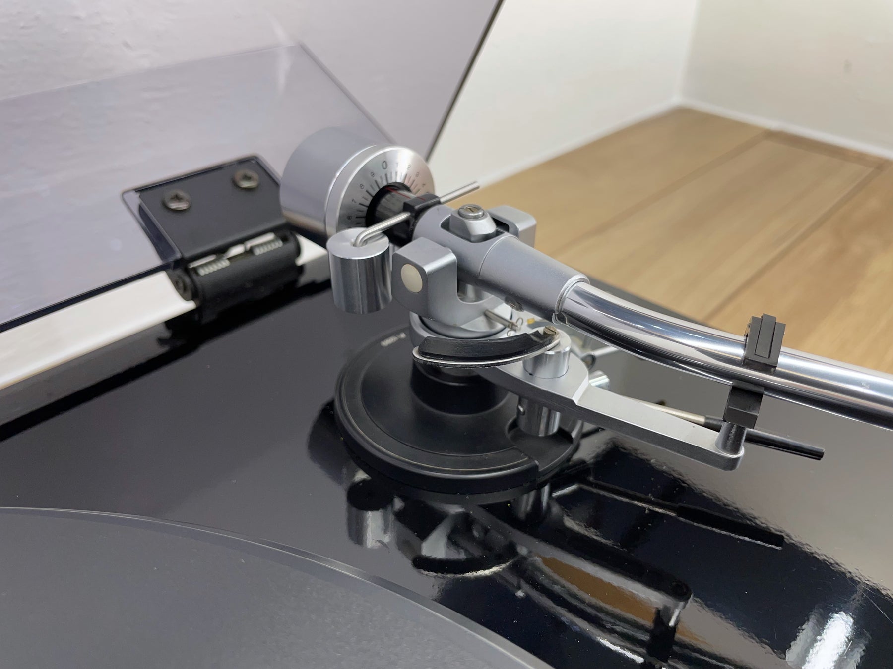 Sansui SR-929 Turntable. Restored and Recapped with New Cardas Wire & Ortofon Cart.