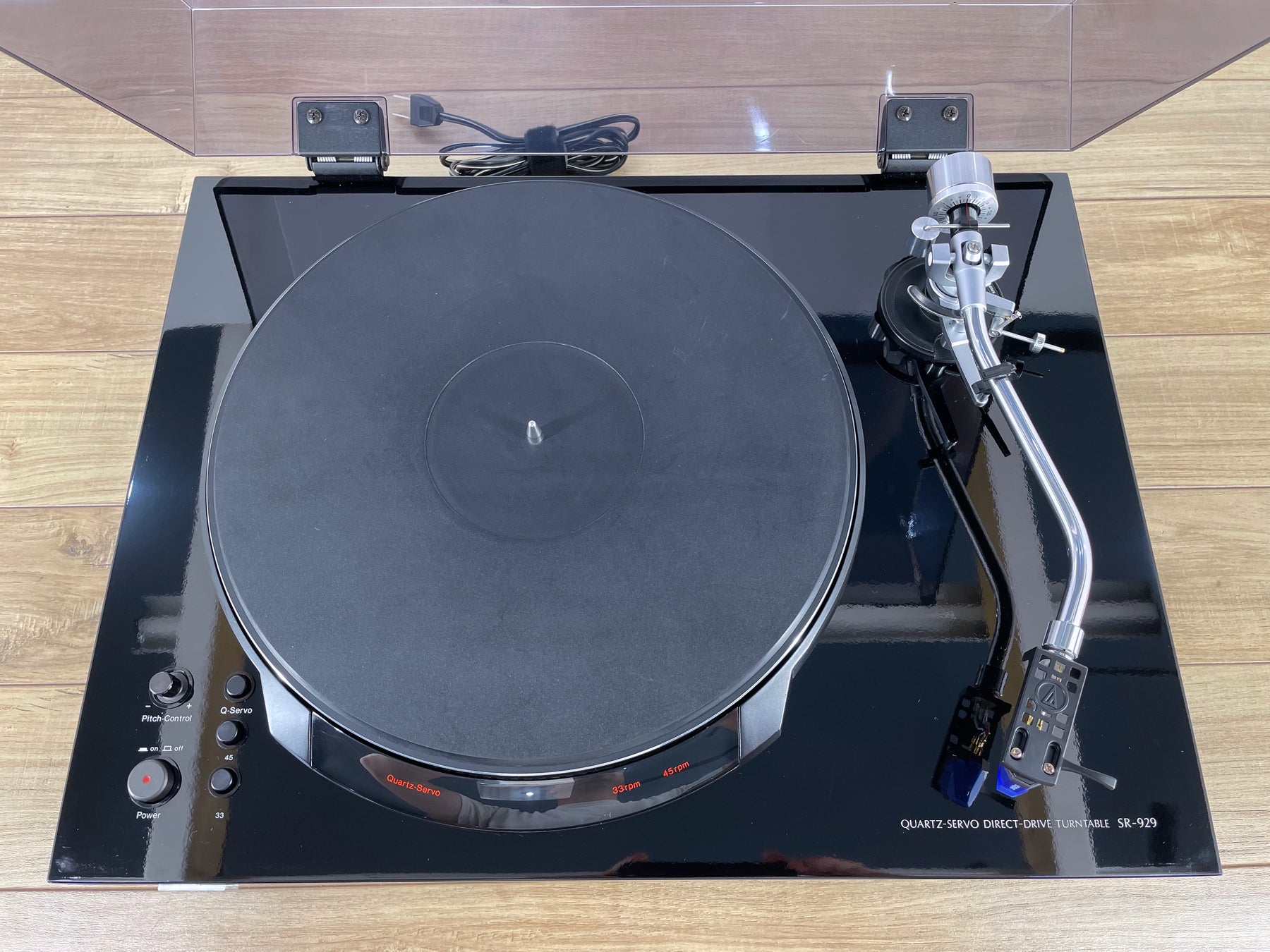 Sansui SR-929 Turntable. Restored and Recapped with New Cardas Wire & Ortofon Cart.