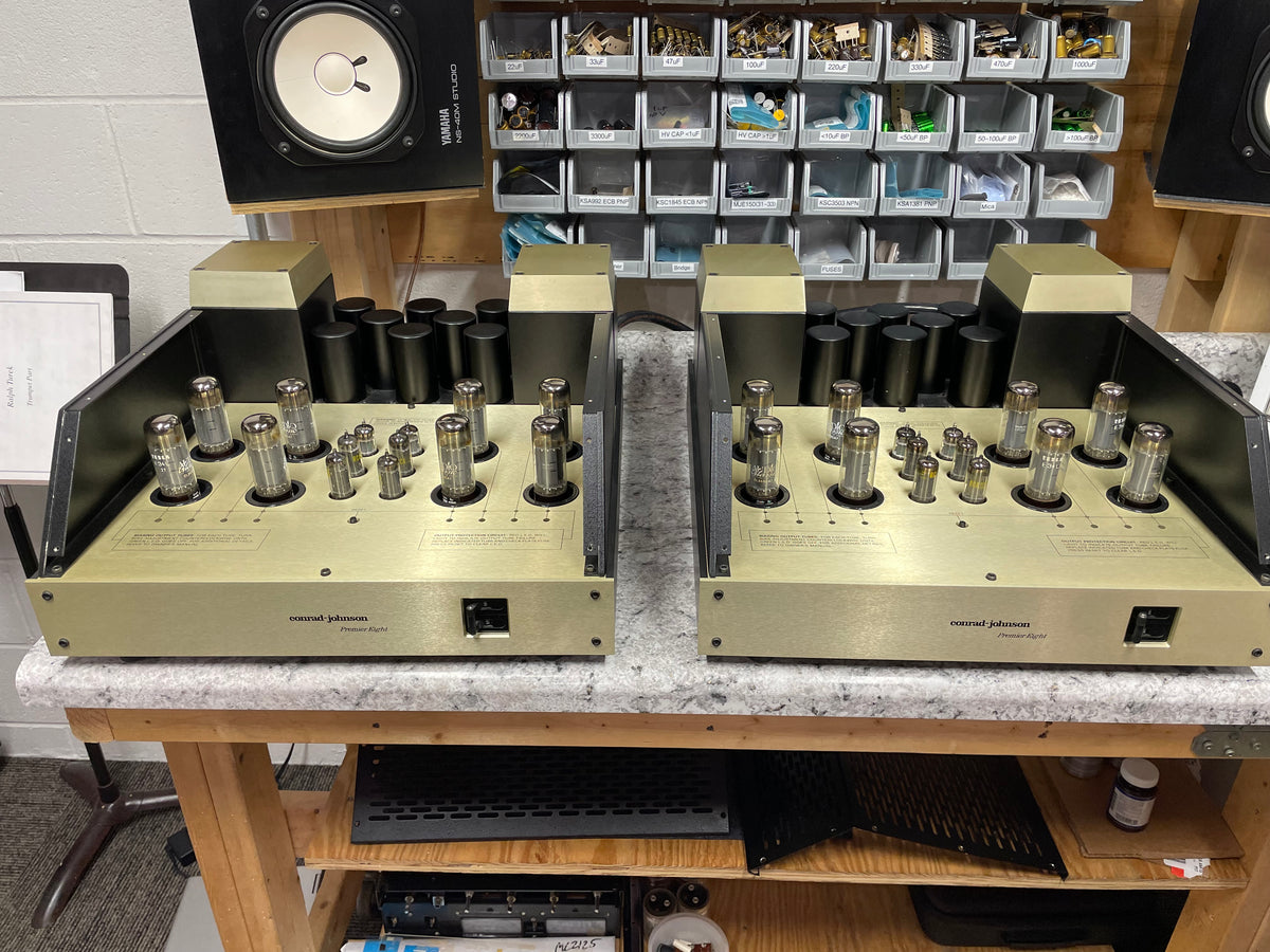 Absolutely Epic Conrad Johnson Premier 8XS Amplifiers and PF-2 Preamplifier.