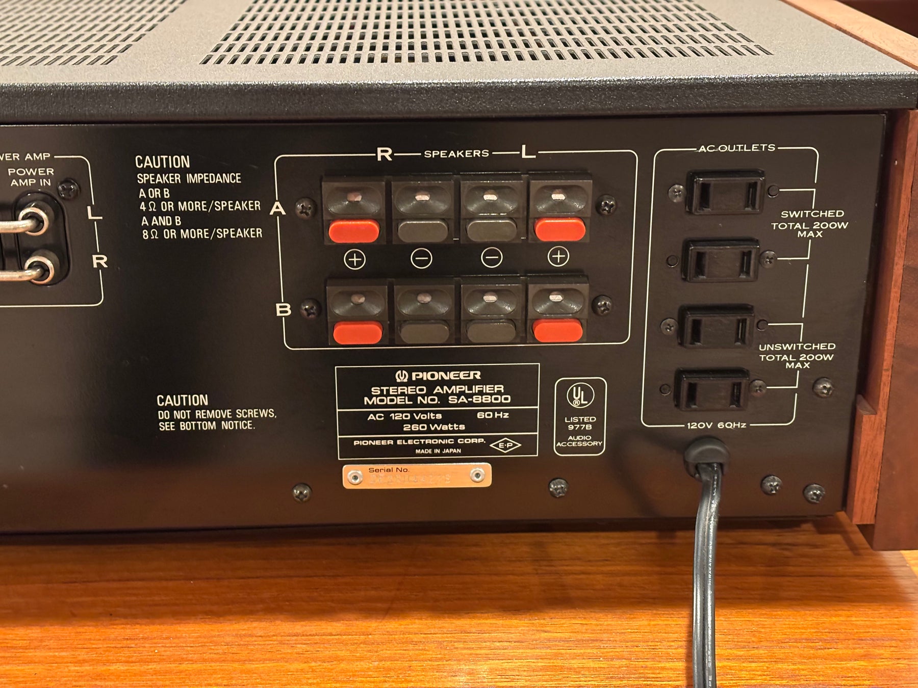 Pioneer SA8800 Integrated Amplifer Restored and Recapped